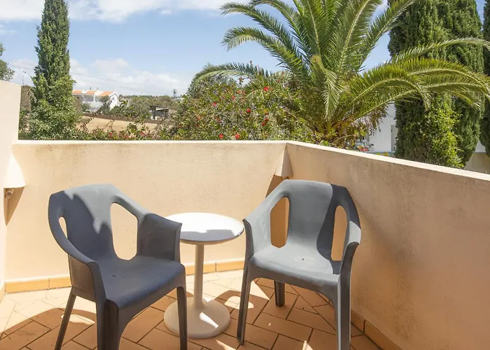 펜션 Casa Pepa-paca - Swiming Pool & Air Condition - - Sesmarias - By Bedzy *